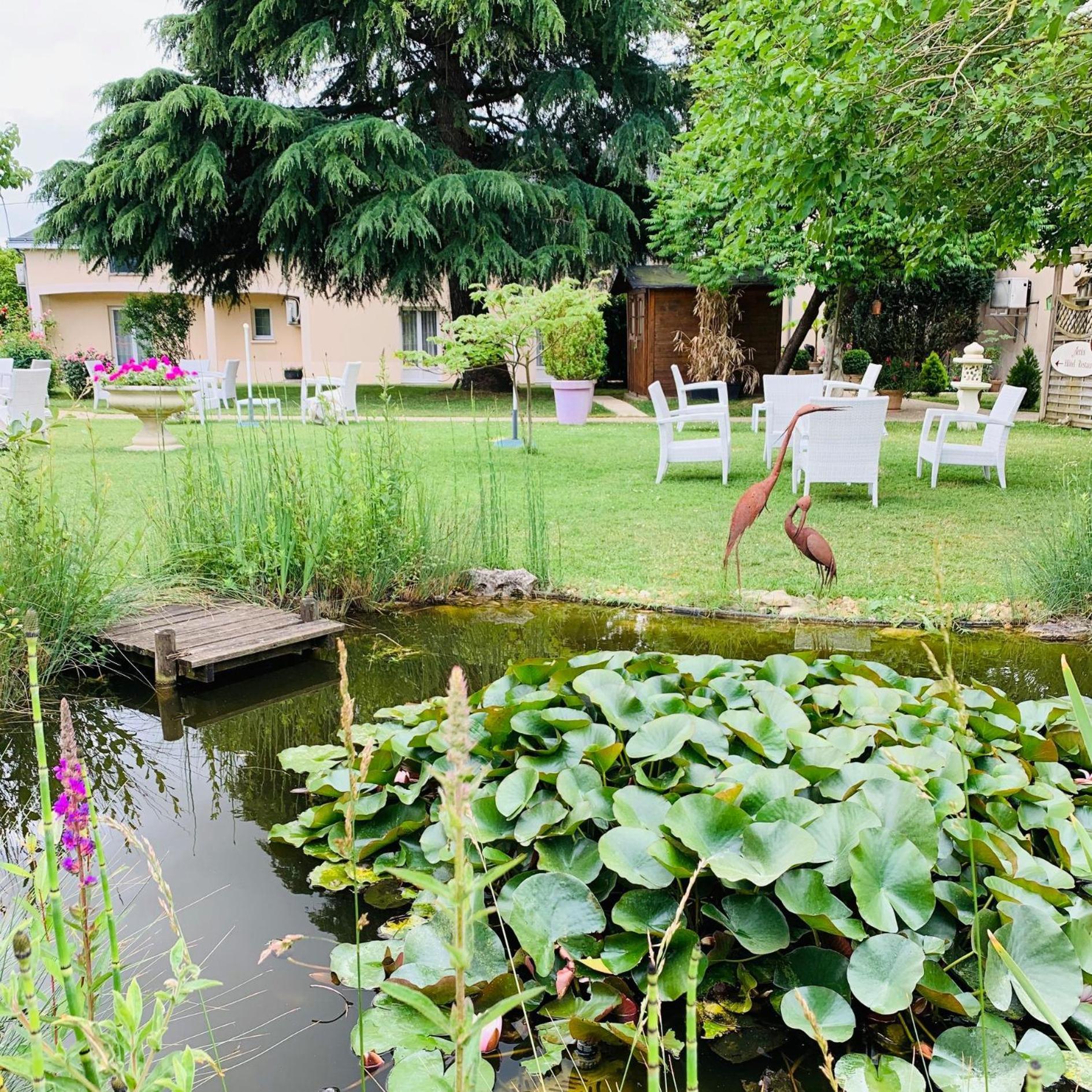 Logis Auberge Bienvenue Doué-la-Fontaine المظهر الخارجي الصورة