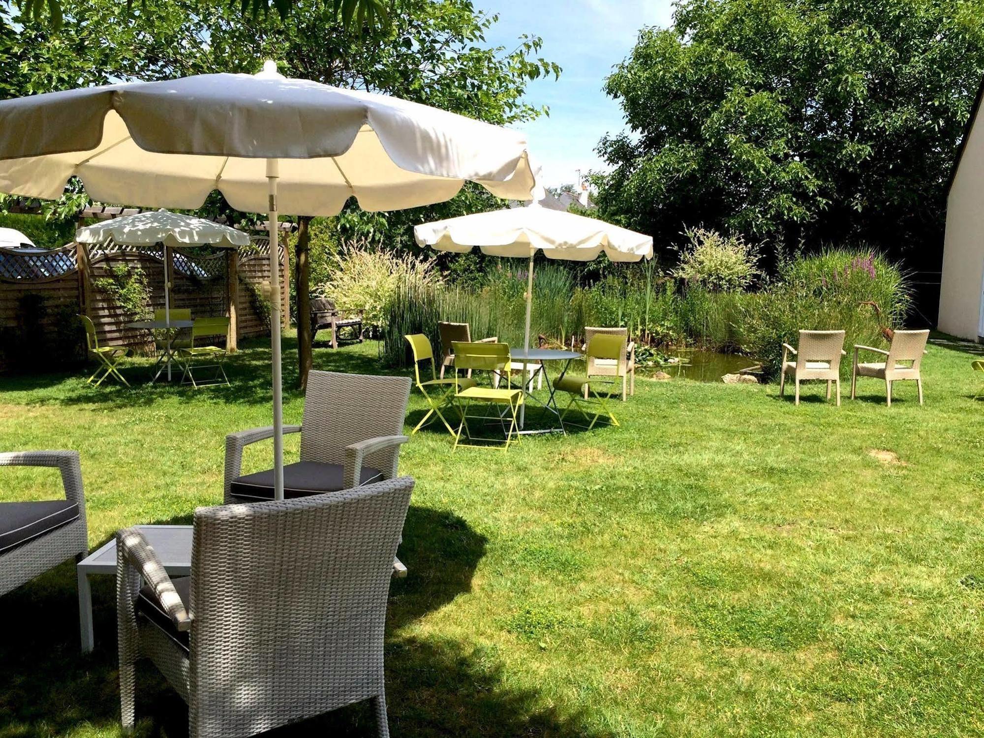 Logis Auberge Bienvenue Doué-la-Fontaine المظهر الخارجي الصورة