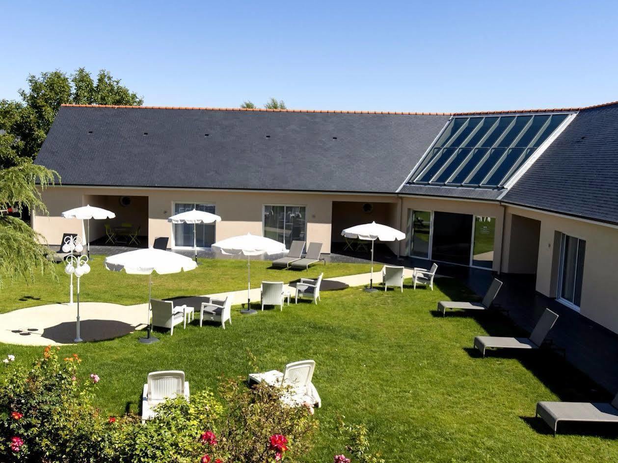 Logis Auberge Bienvenue Doué-la-Fontaine المظهر الخارجي الصورة